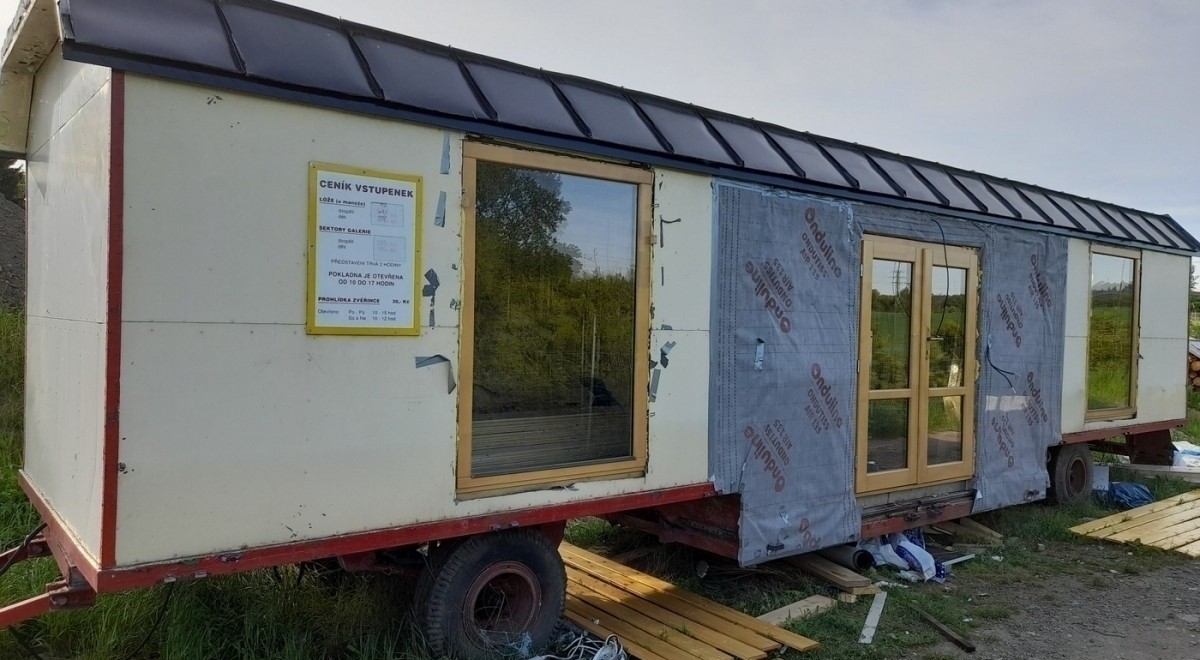 tiny house svépomocí