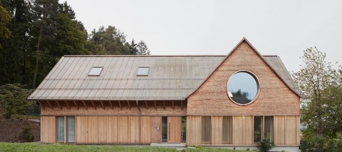 Tradiční dům vyrostl na rozpadlé rakouské farmě