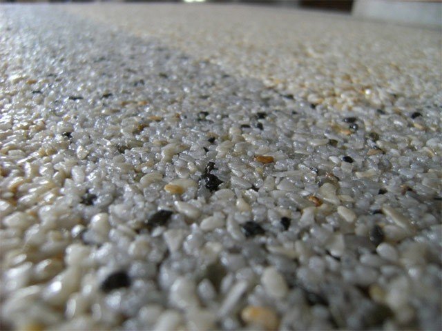 kamínková podlaha do bytu