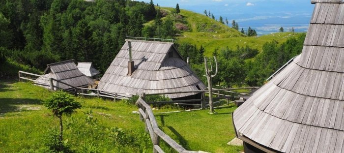 Tradiční domy na Velike Planině