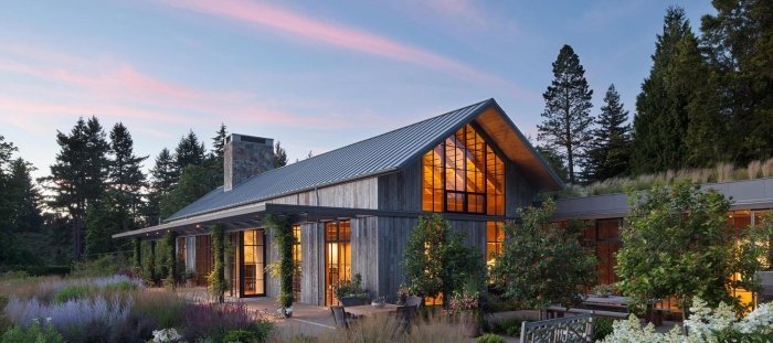 Nádherný venkovský domek ze dřeva slouží třem generacím