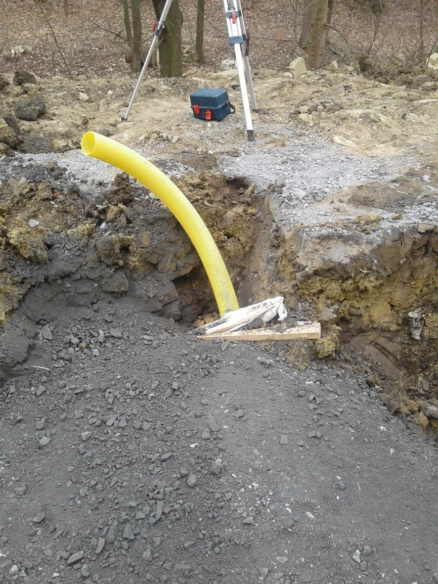 drenážní potrubí