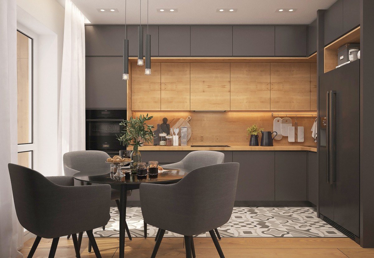 kuchyň v šedé barvě v kombinaci se dřevem