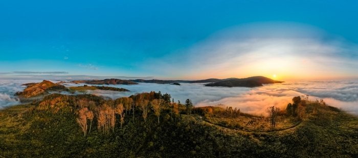Pohled na rozhlednu z ptačí perspektivy
