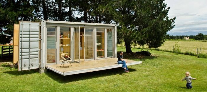 Tiny house