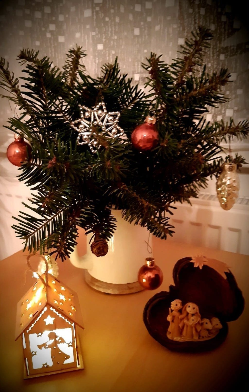 Vánoční dekorace na stůl