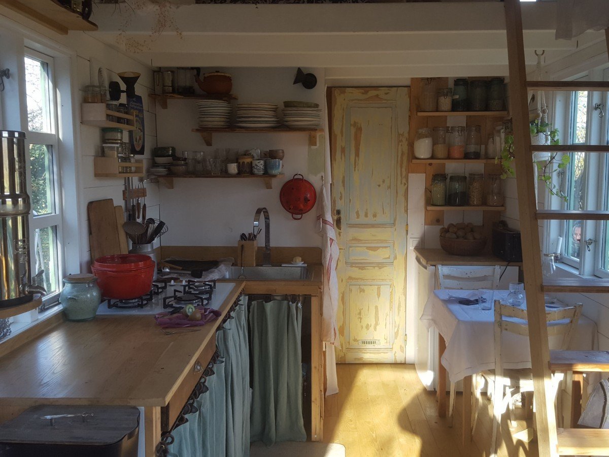 tiny house svépomocí