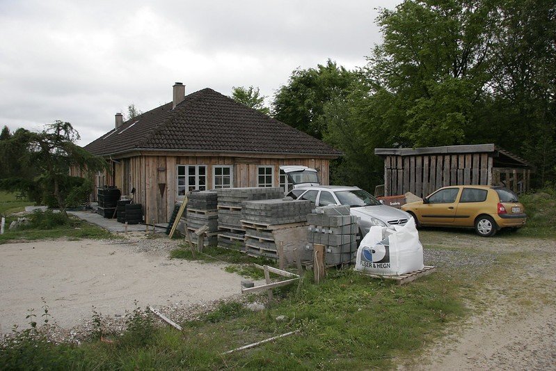 Garážové stání svépomocí – vyrovnávací vrstva pro dlažbu