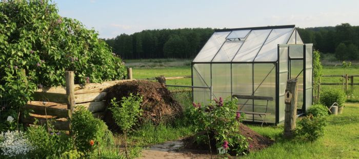 Zahradní polykarbonátový skleník
