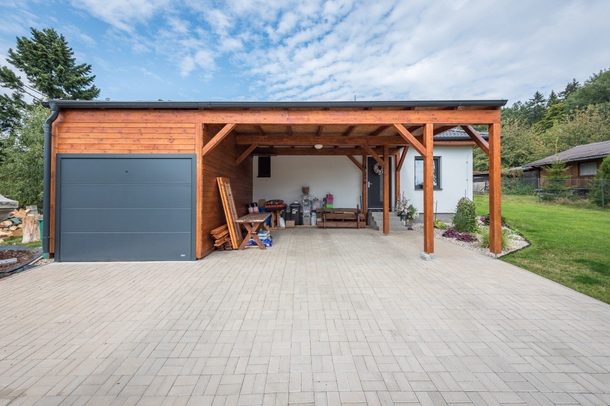 pergola s garáží