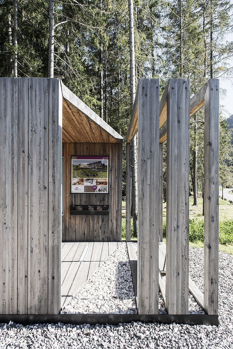 zahradní houpačka pro malé i velké