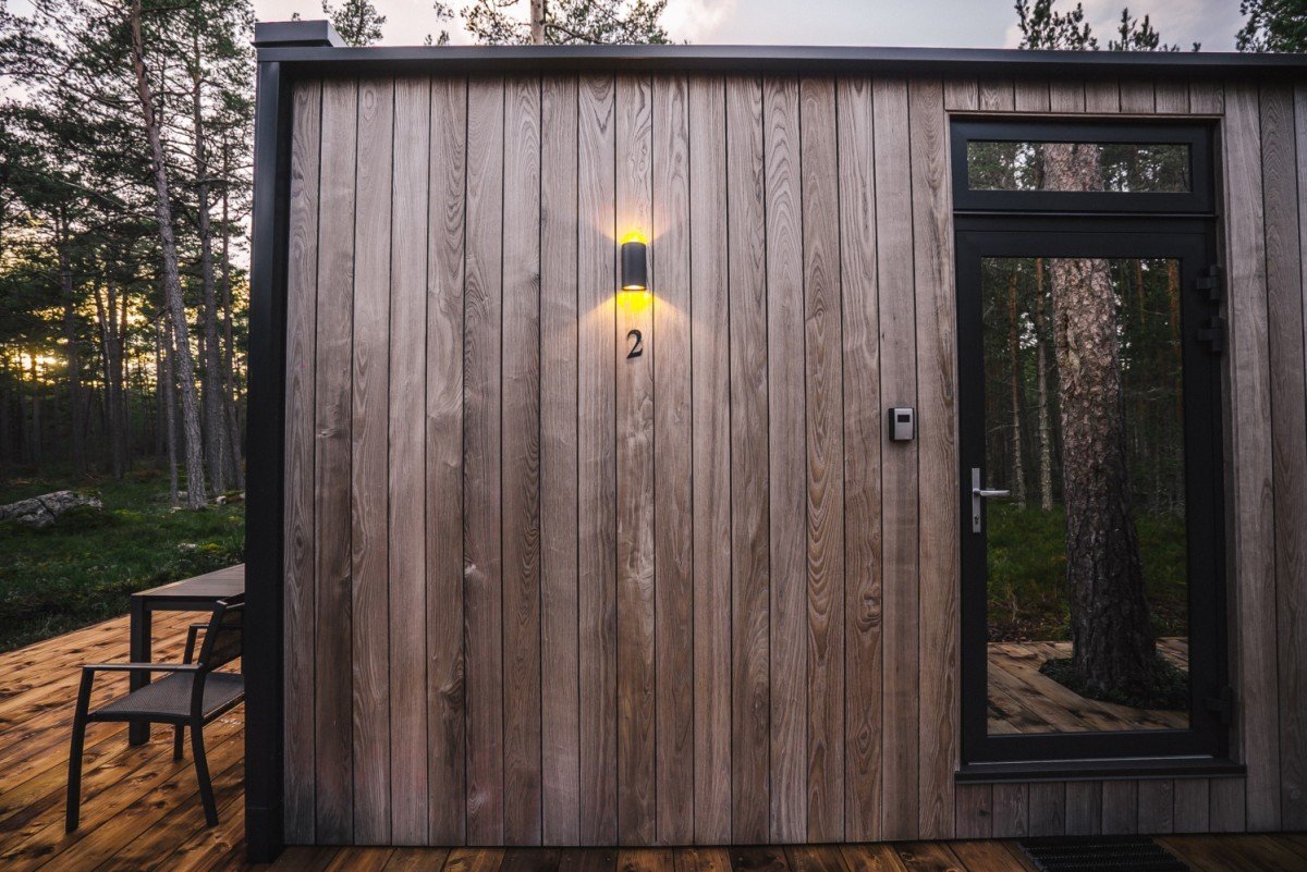 zrcadlový tiny house