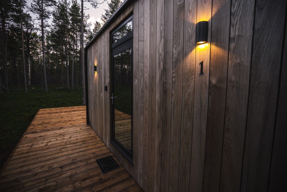 zrcadlový tiny house