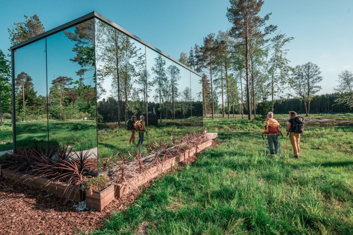 zrcadlový tiny house