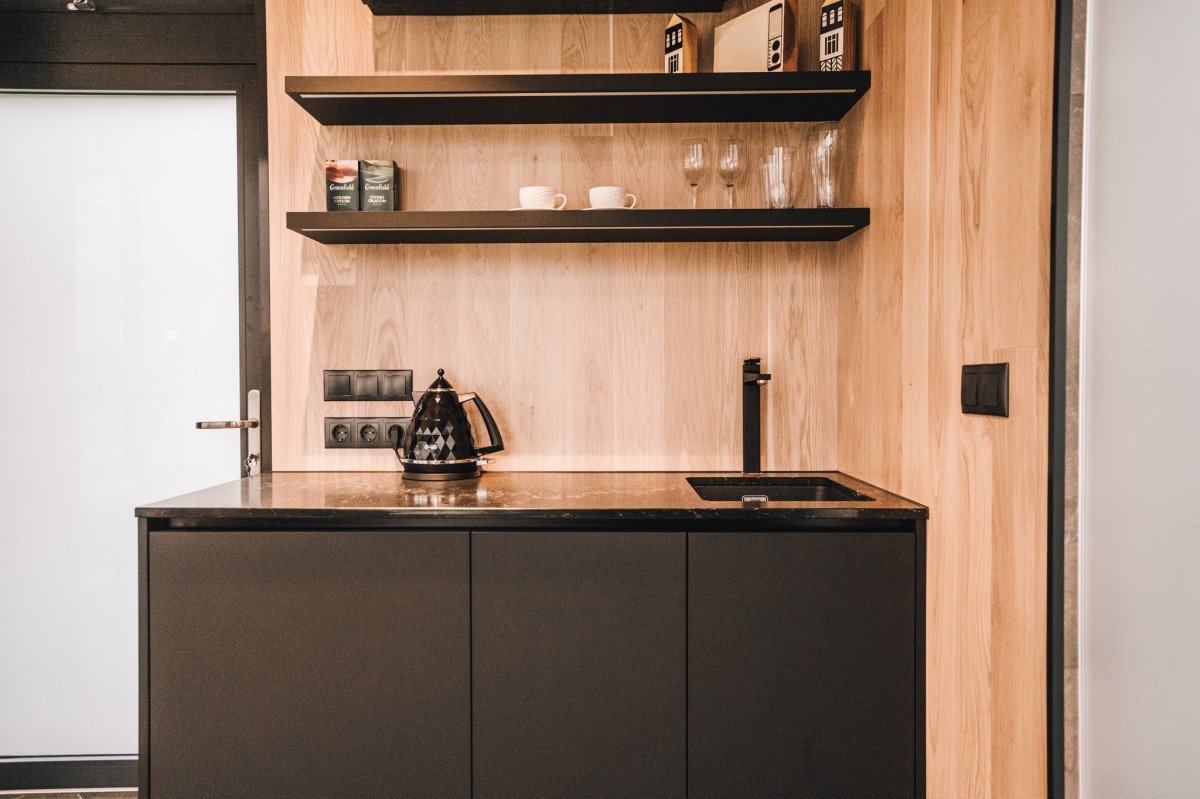 zrcadlový tiny house
