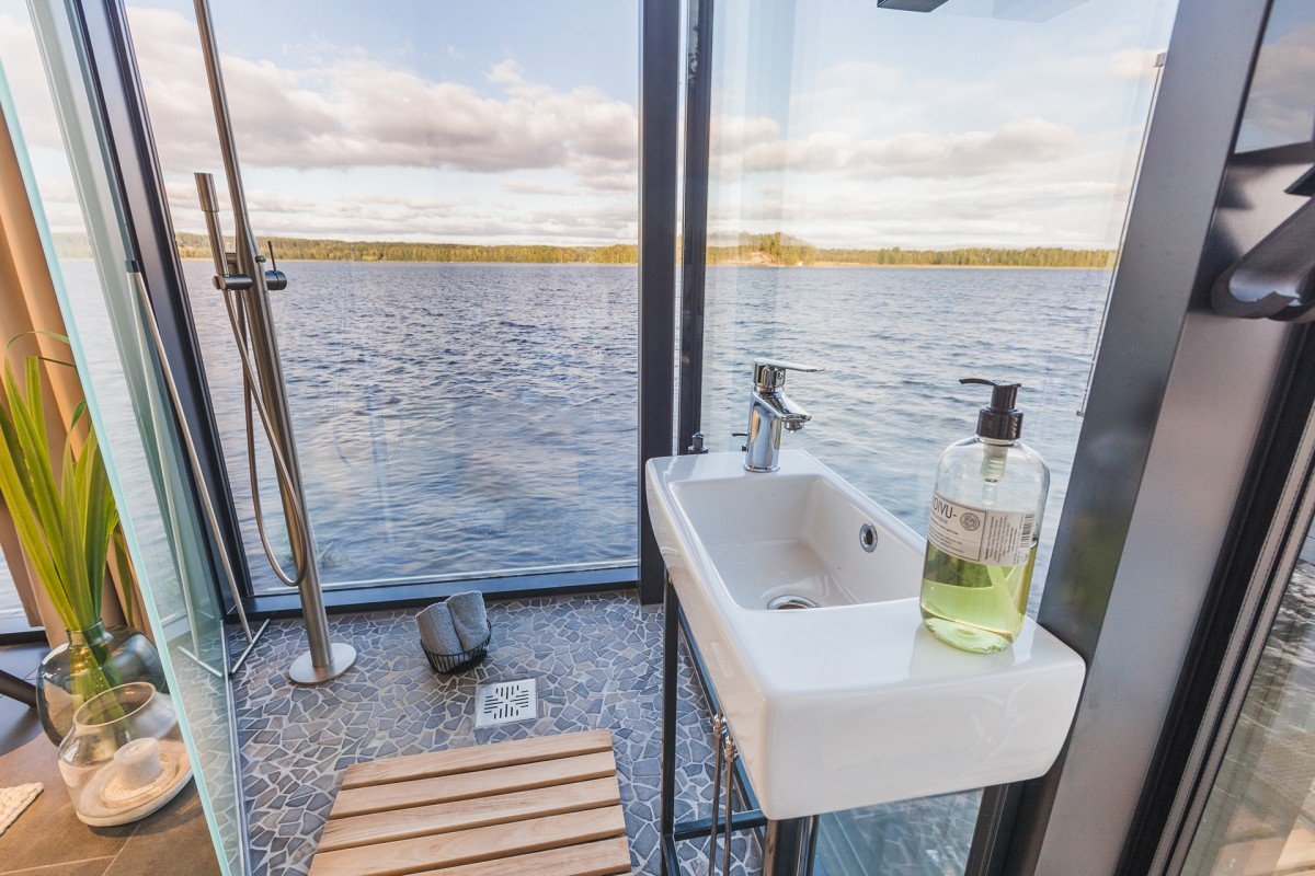 zrcadlový tiny house