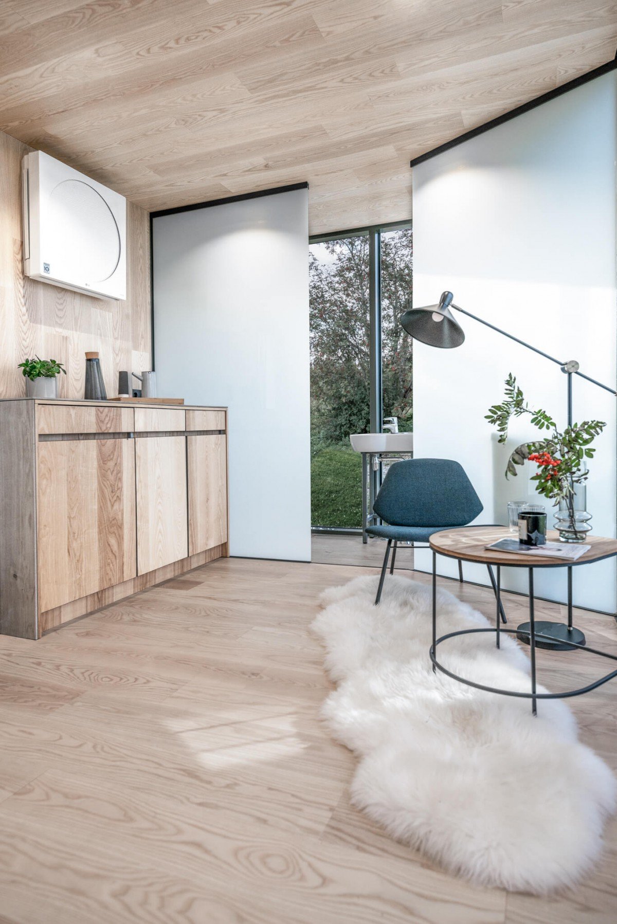 zrcadlový tiny house