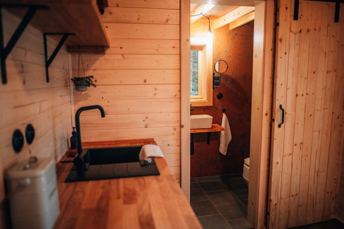 tiny house svépomocí