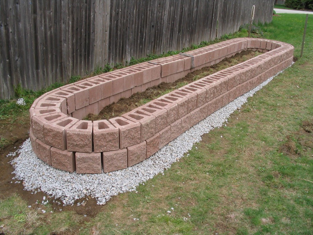 Vyvýšený záhon ze ztraceného bednění