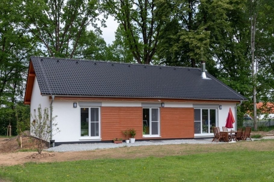 malý dřevěný dům