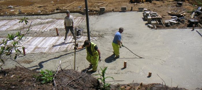 Betonáž základové desky pro dřevostavbu