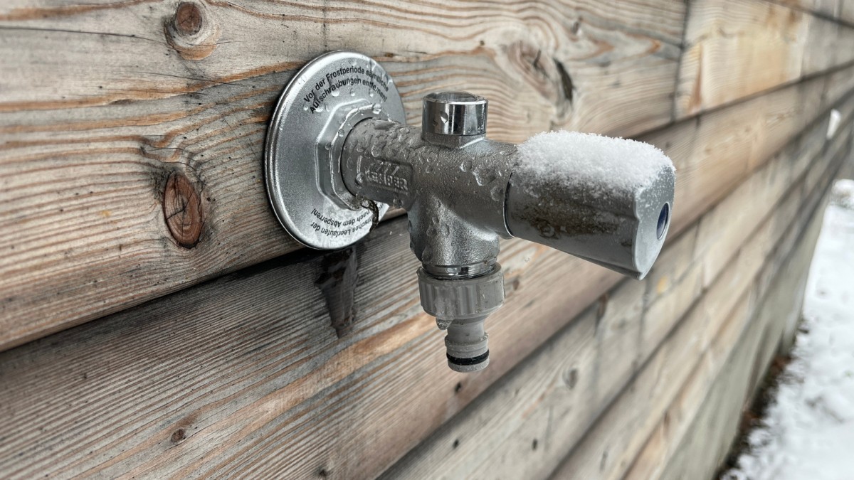 Nezámrzný ventil zajistí vodu na zahradě i v zimě