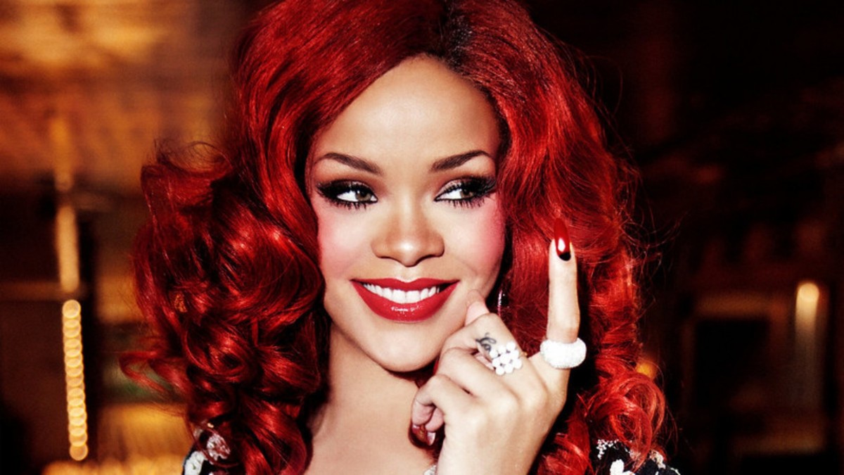 Rihanna si pořídila dřevostavbu v tudorovském stylu