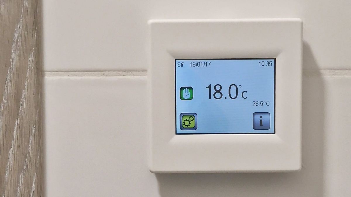 Správné nastavení termostatu přináší významnou úsporu