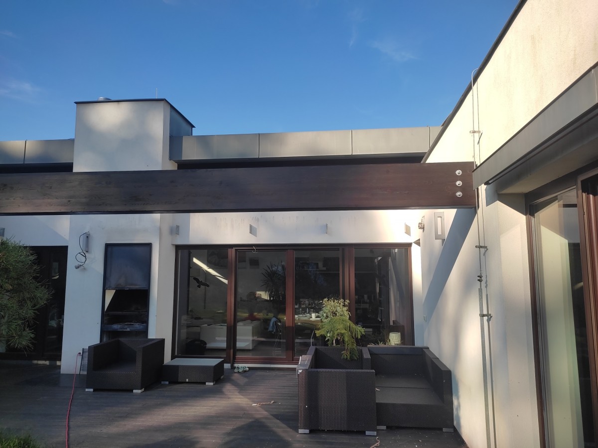 Pergola u domu