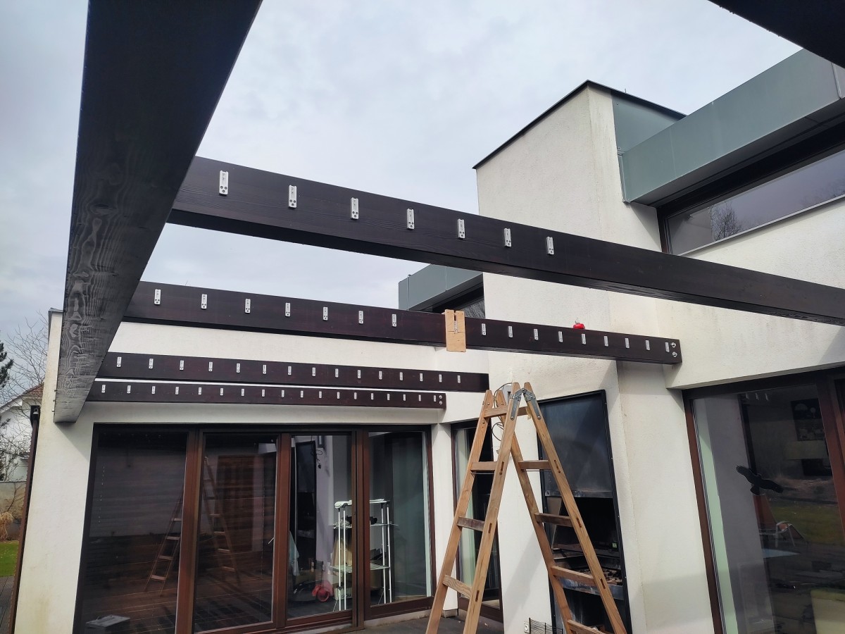 Pergola u domu