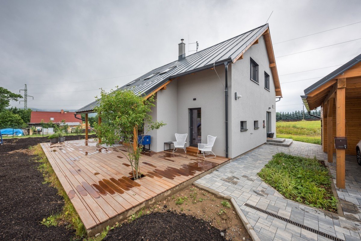 Terasová prkna z dřeviny garapa