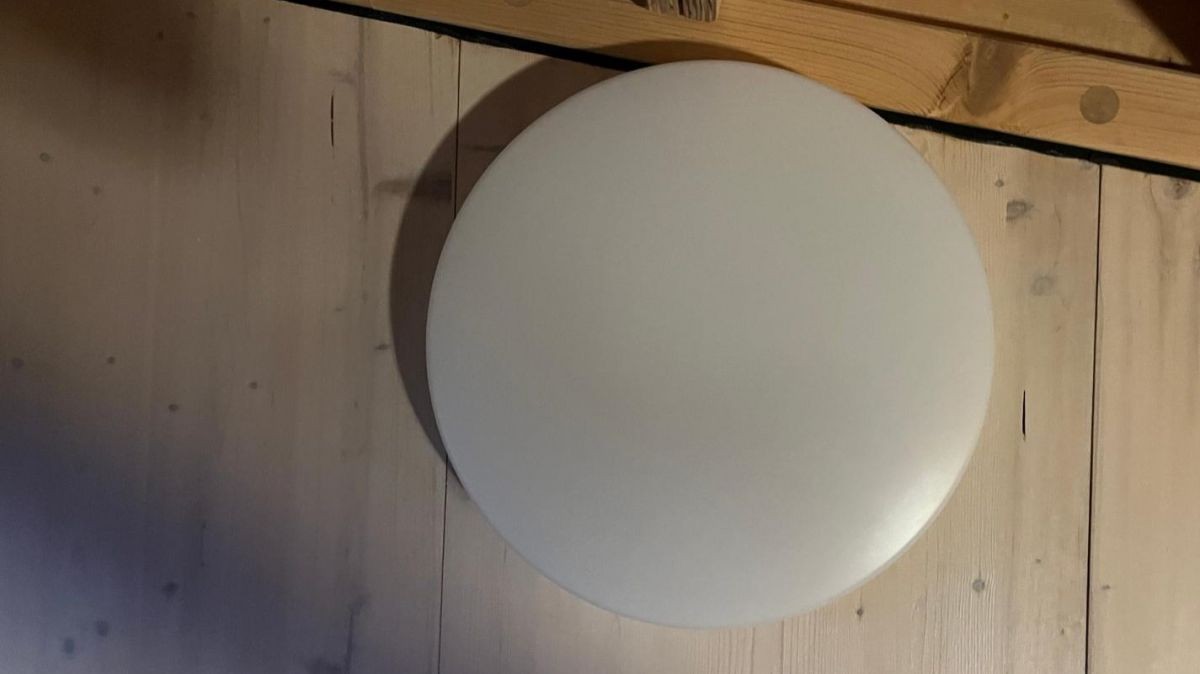 Některá světla z Ikea umí pomoci zlodějům