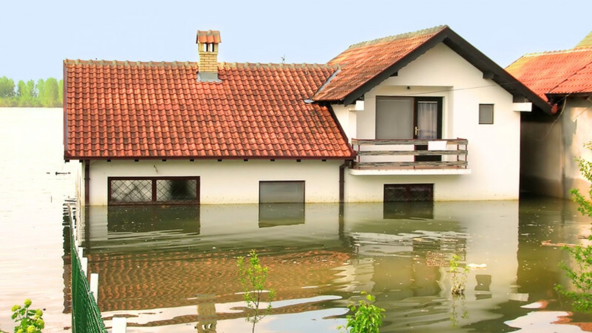 Při posledních záplavách byl nedostatek odvlhčovačů. Bude to letos podobné?