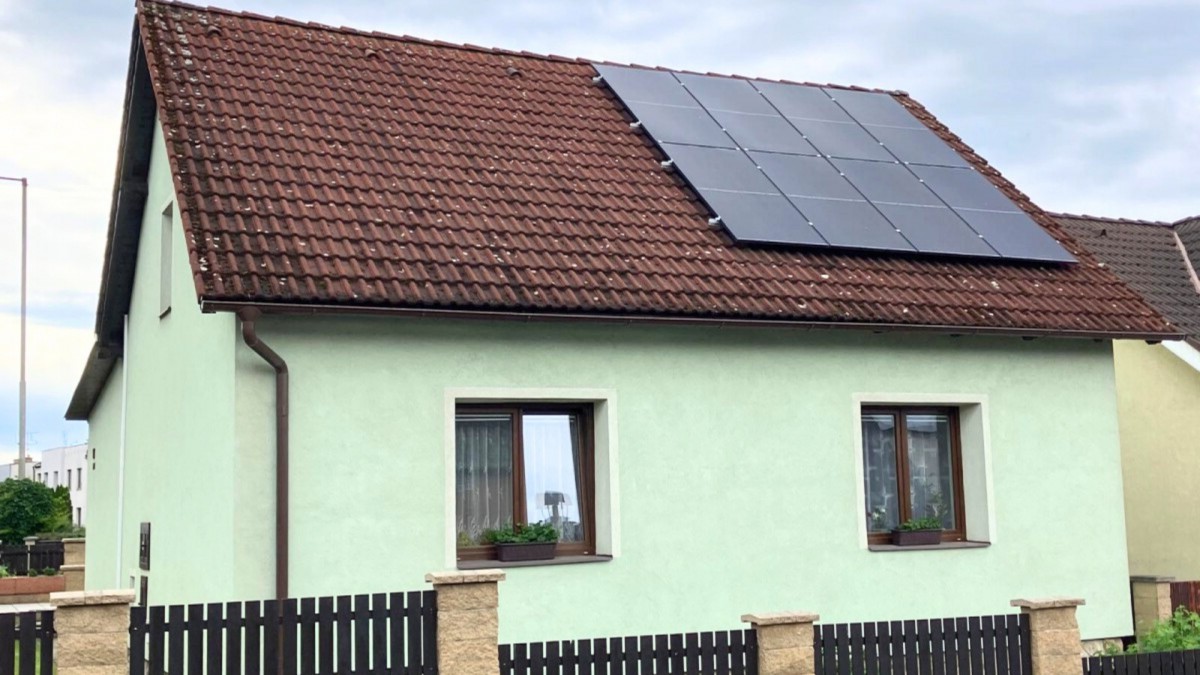 Fotovoltaika i solární panely vás mohou stát život. Nebezpečí však spočívá jinde, než byste čekali