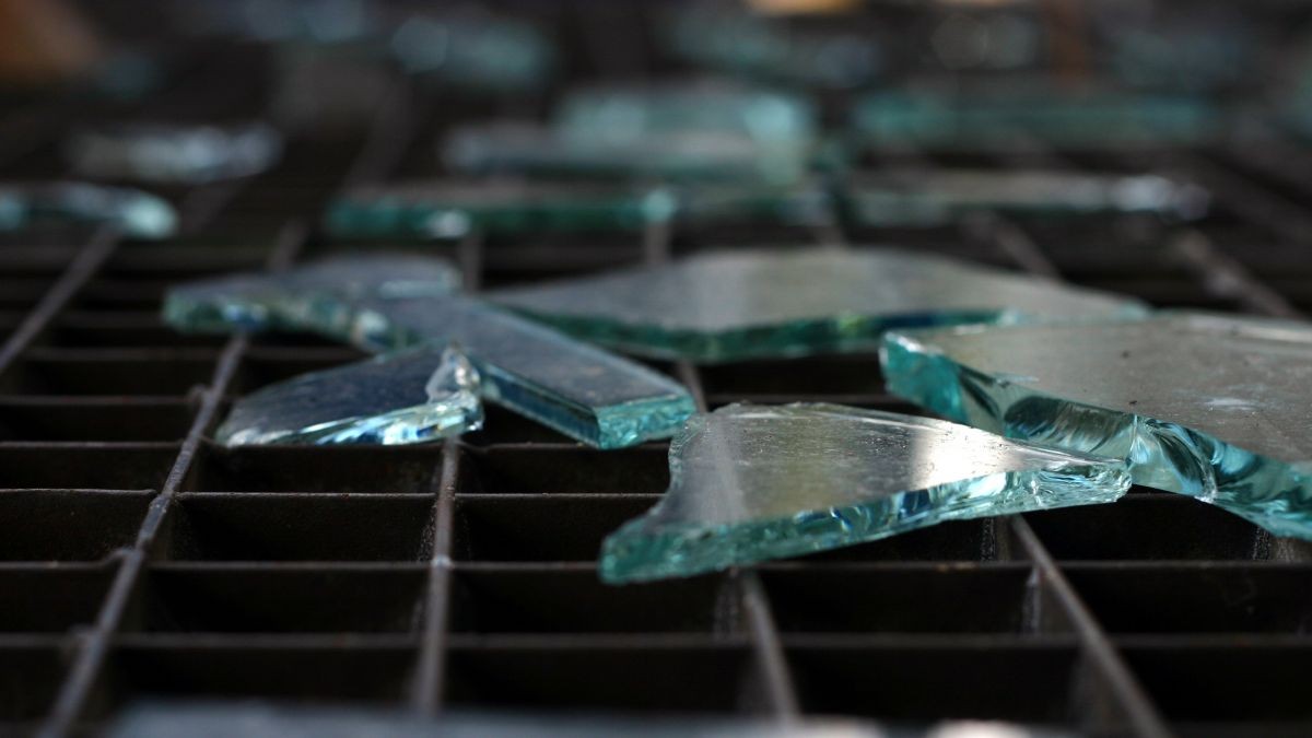 Rozbití skla je častou příčinou úrazů dětí