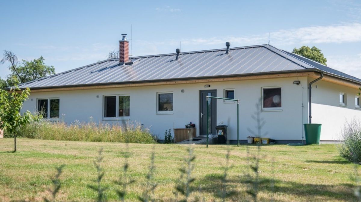 Atriový bungalov podle vlastního návrhu