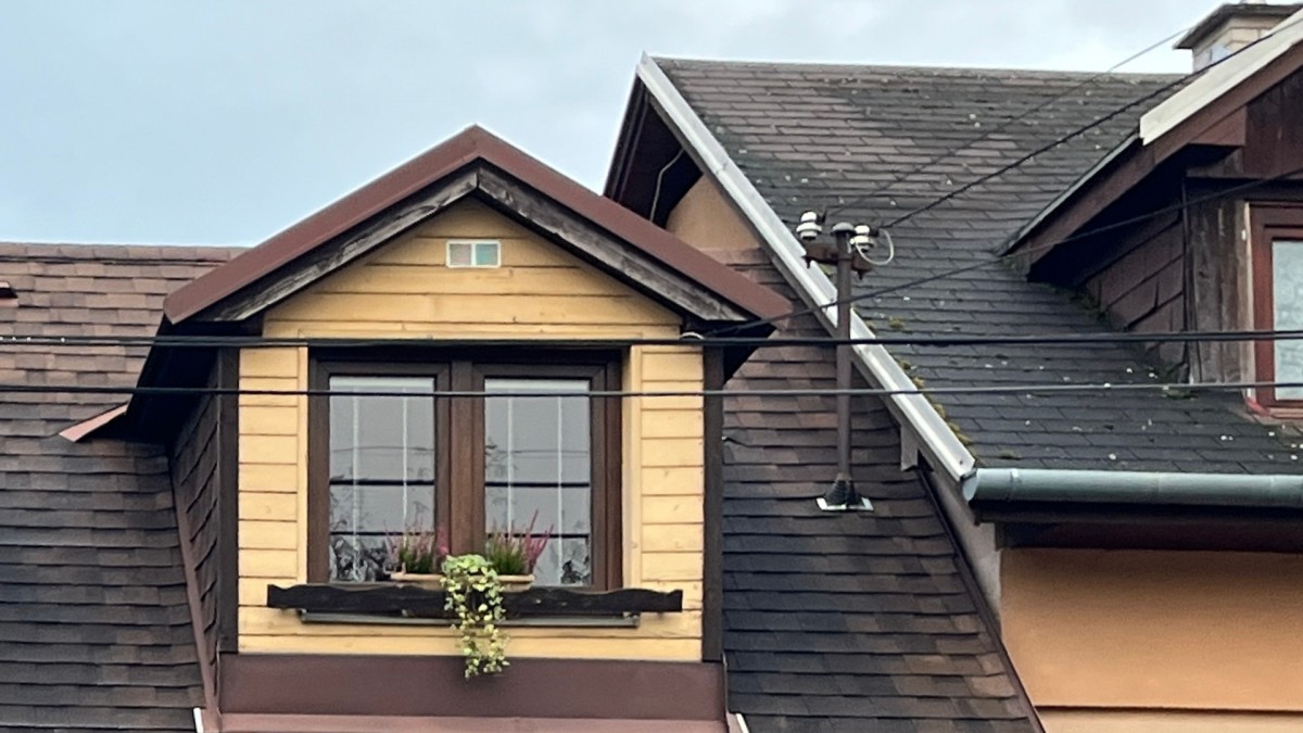 Majitelé nemovitosti musí zaplatit statisíce za přeložku. Jinak si nemohou zrekonstruovat vlastní dům