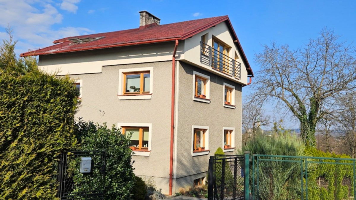 Senioři zaplatili vnoučatům z důchodu vlastní dům