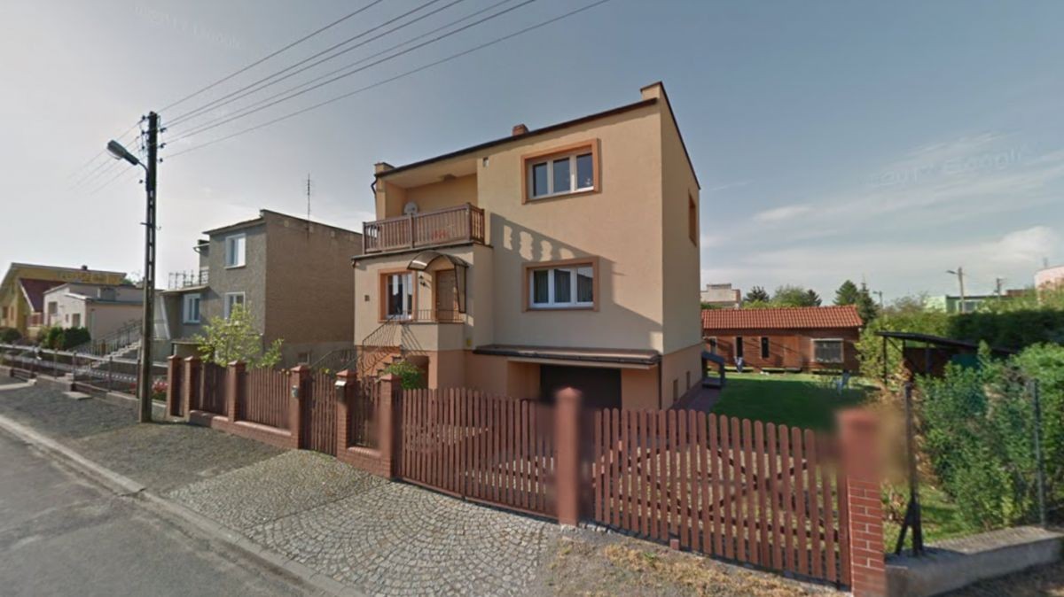 Jak rozmazat dům v Google Maps