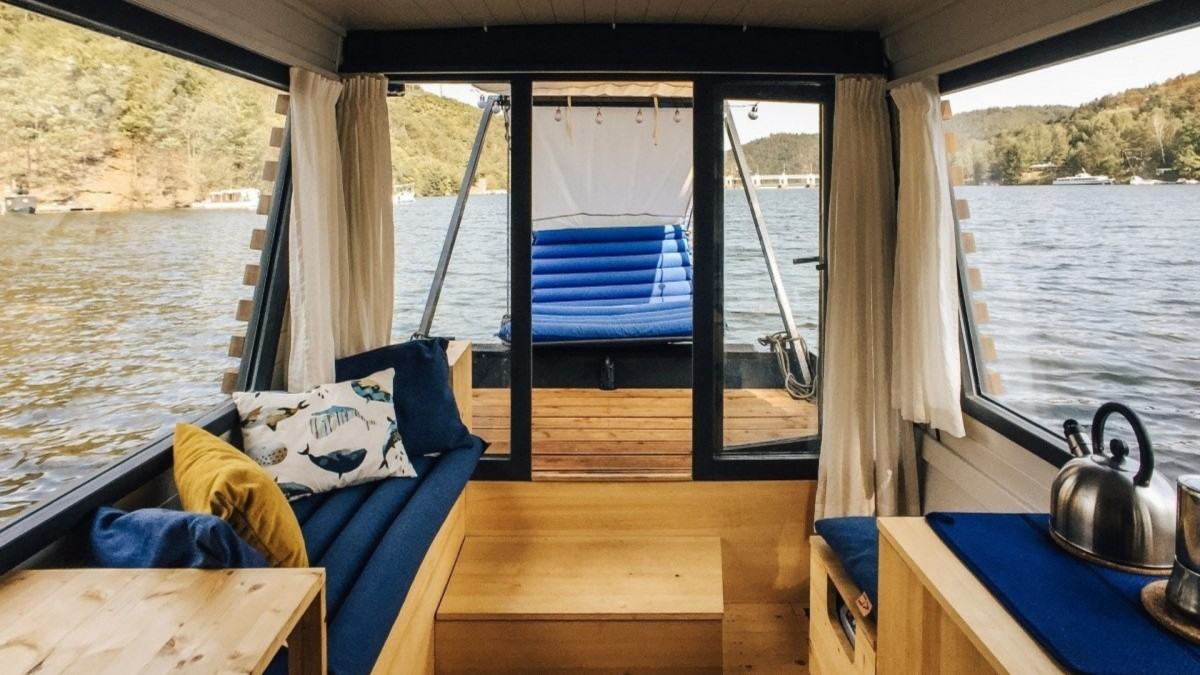 Podle některých majitelů je bydlení v hausbótu výhra v loterii