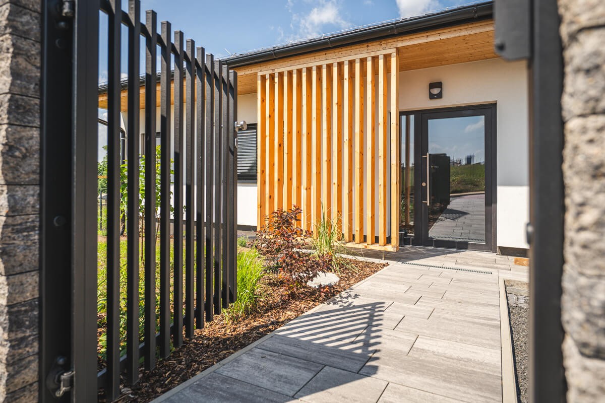 Moderní bungalov do obdélníku