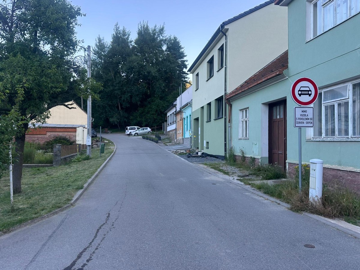 Zatopený lom na Moravě