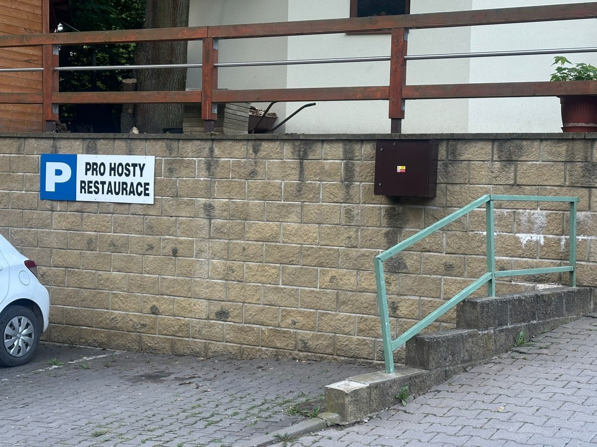 Zatopený lom na Moravě