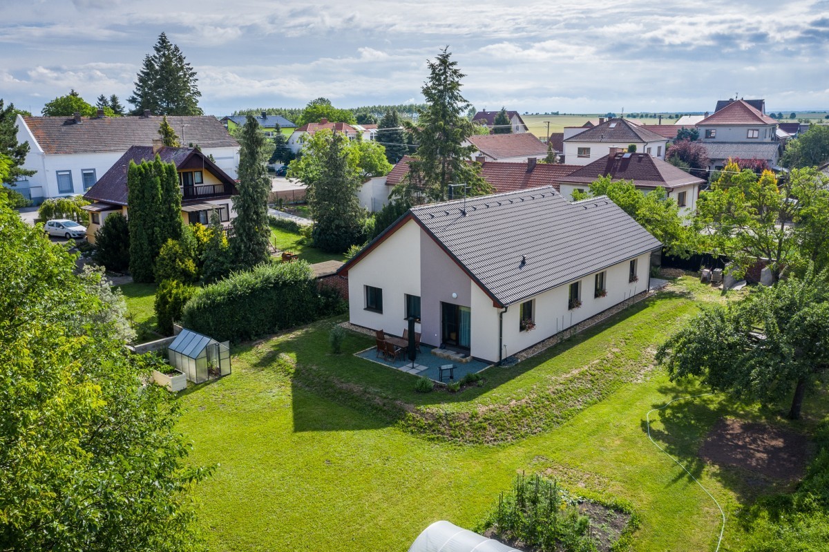 Za 5 měsíců se stěhovali do vlastního