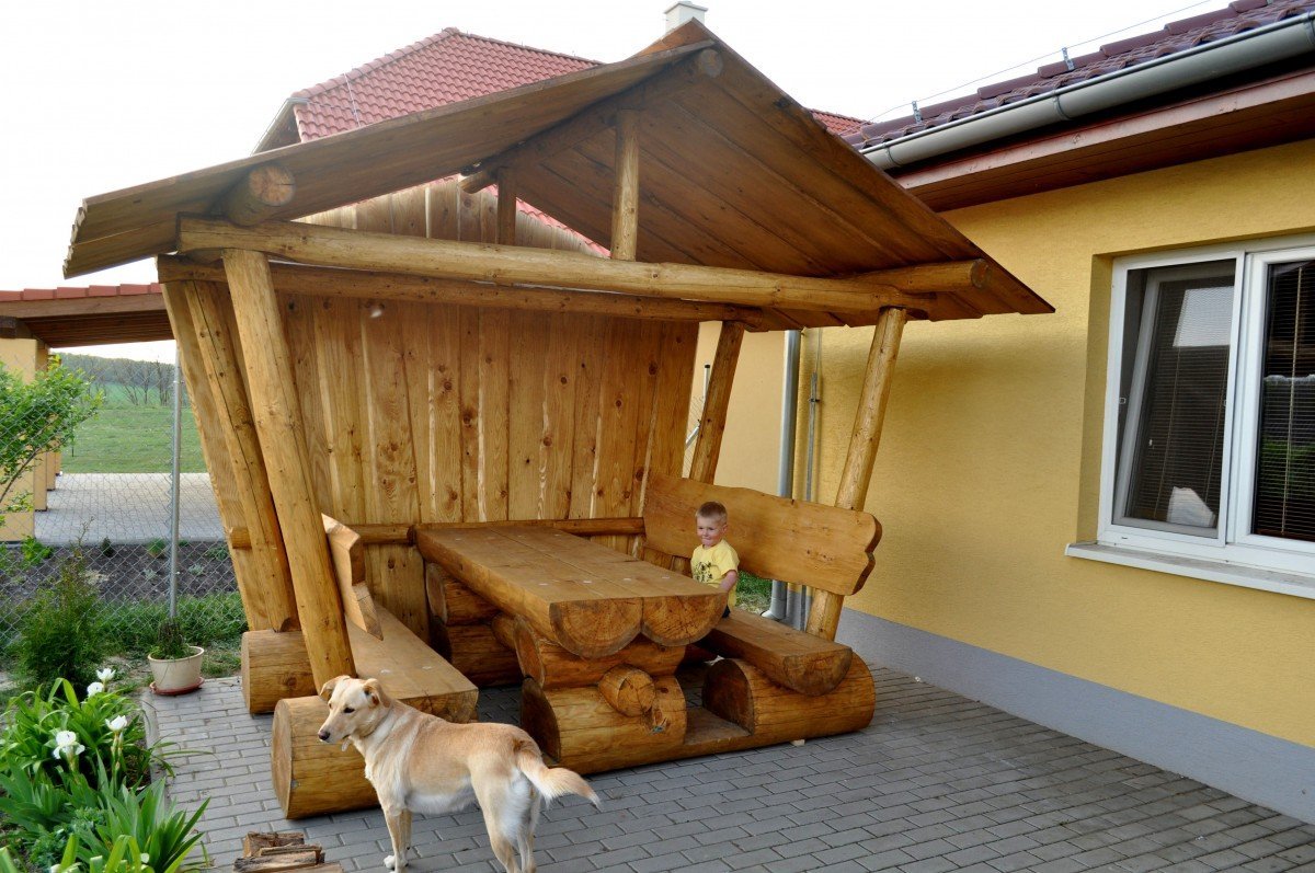Zahradní nábytek z masivu
