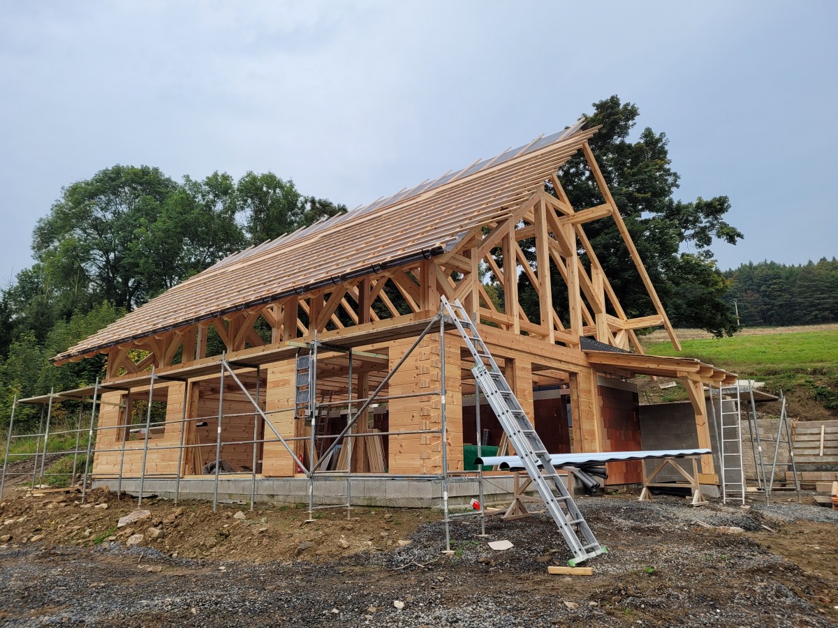 Moderní dřevostavba v Krušných horách