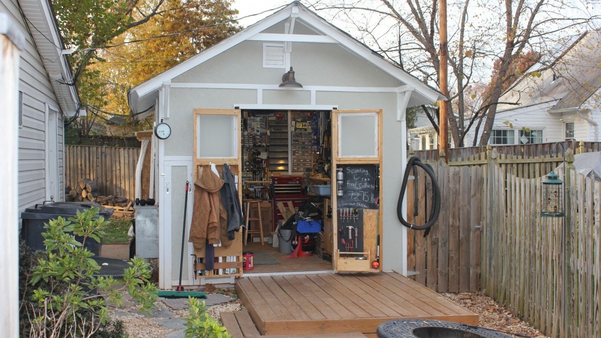 Dílna na zahradě svépomocí