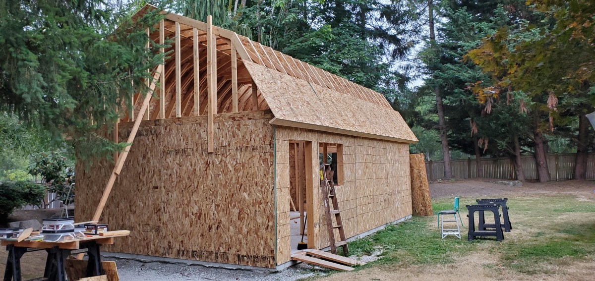 Stavba domácí kůlny od základu