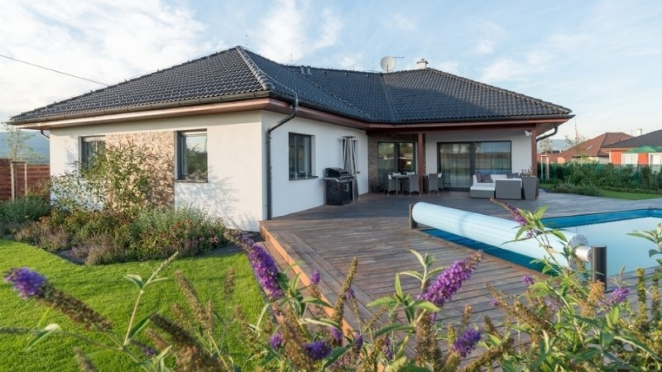 Rodinný bungalov s netradiční dispozicí