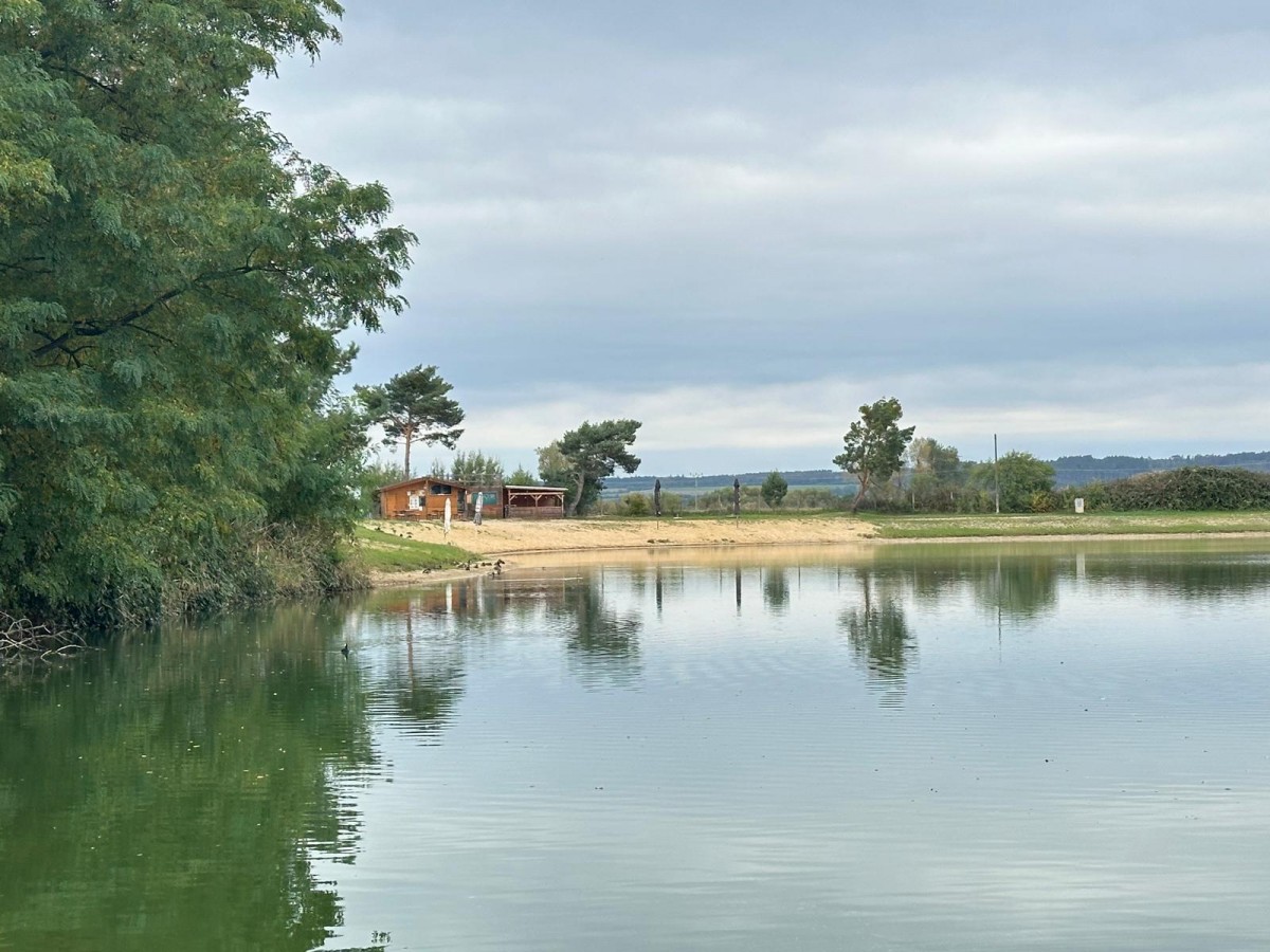 Jezero Lhota u Prahy